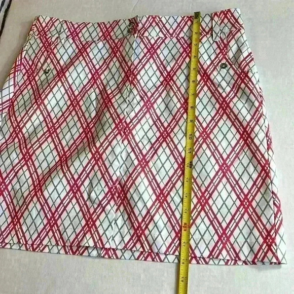 GG blue golf skirt with under shorts. Red plaid Size 10 NWT skirt - Picture 13 of 13